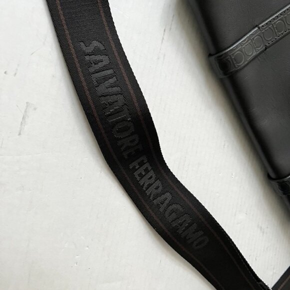 Salvatore Ferragamo Black Leather Monogram Messenger Bag / PINK - Picture 8 of 11